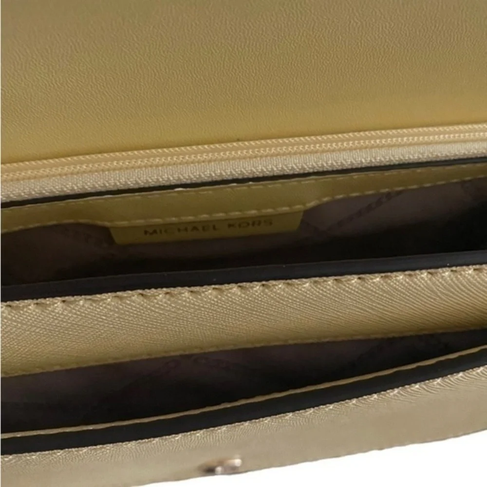 Michael Kors Jet Set Saffiano leather Crossbody